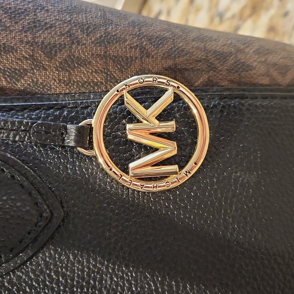 Michael Kors Black and Brown Tote Bag - Picture 7 of 9